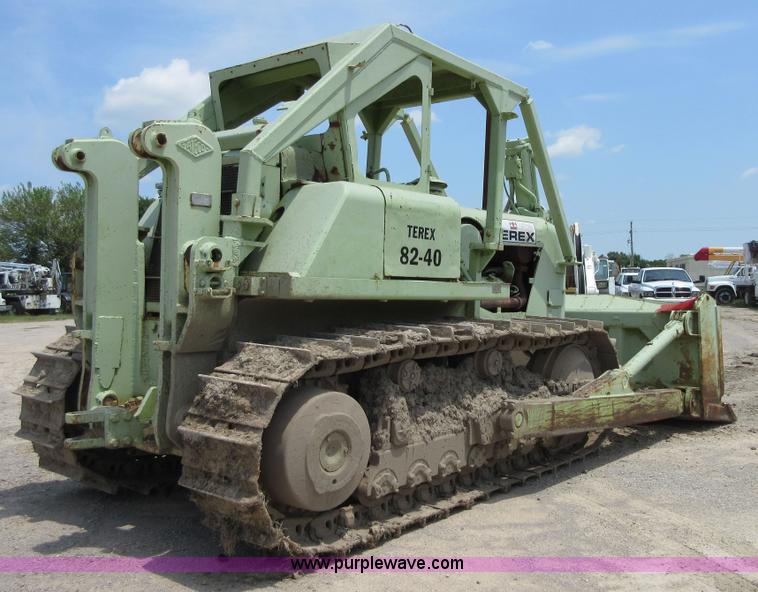 image for item I2024 Terex 82-40 dozer