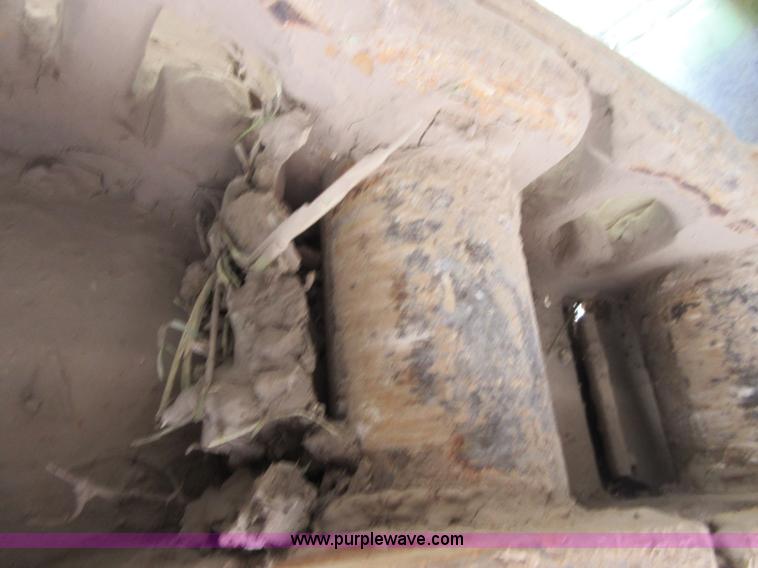 image for item I2024 Terex 82-40 dozer