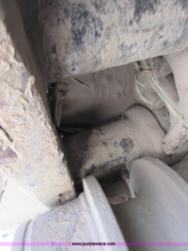 image for item I2024 Terex 82-40 dozer