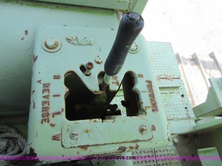 image for item I2024 Terex 82-40 dozer