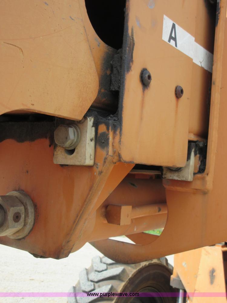 image for item I2027 Lull 644B-42 telehandler