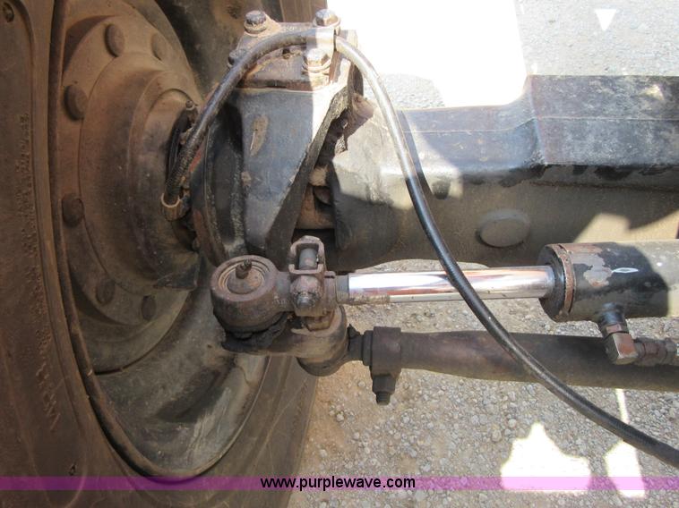 image for item I2027 Lull 644B-42 telehandler