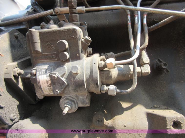 image for item I2027 Lull 644B-42 telehandler