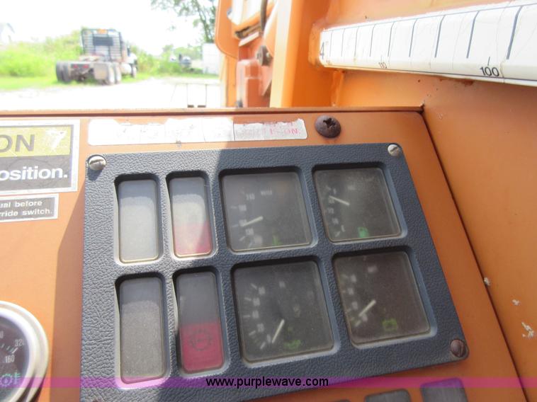 image for item I2027 Lull 644B-42 telehandler