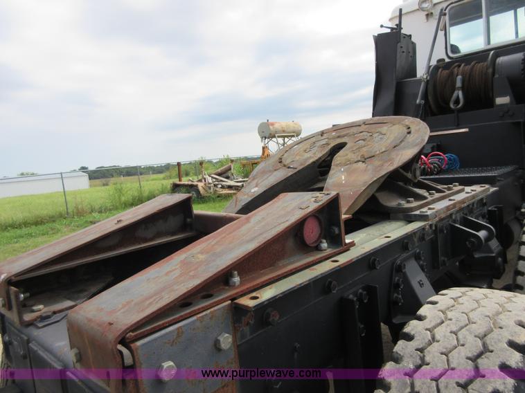 image for item I2028 1979 Am General M916 semi truck