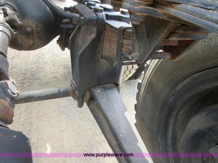 image for item I2028 1979 Am General M916 semi truck