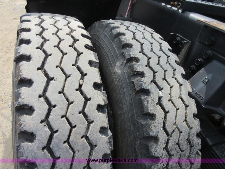 image for item I2028 1979 Am General M916 semi truck