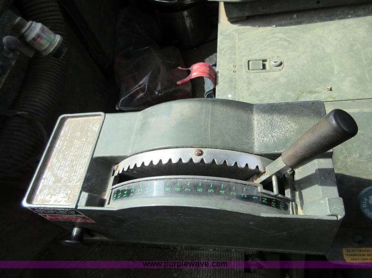 image for item I2028 1979 Am General M916 semi truck