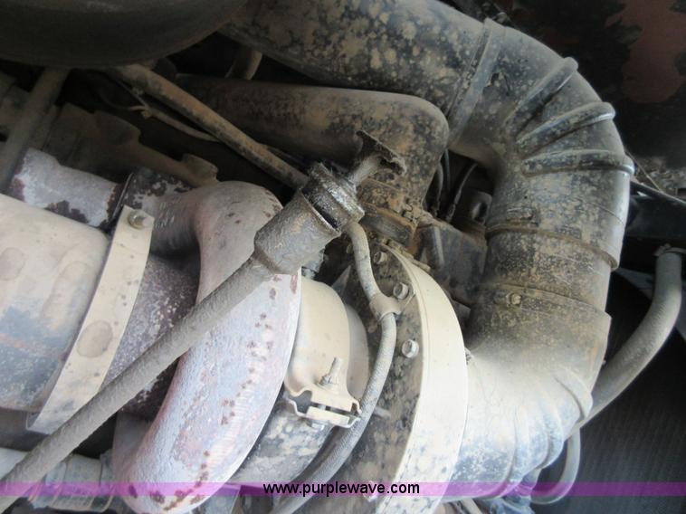 image for item I2028 1979 Am General M916 semi truck