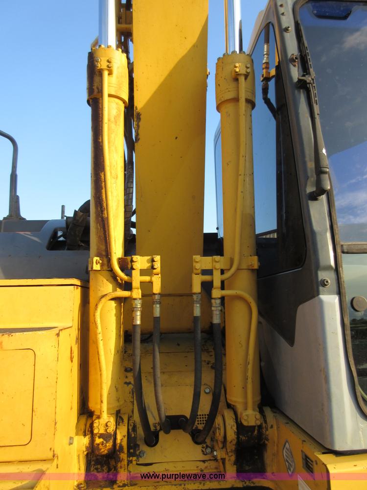 image for item I2036 2003 Komatsu PC138U SLC-2 excavator