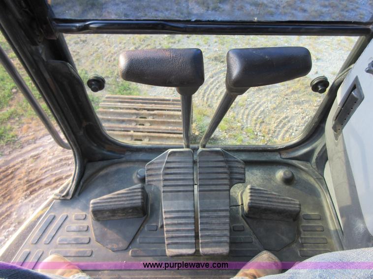 image for item I2036 2003 Komatsu PC138U SLC-2 excavator