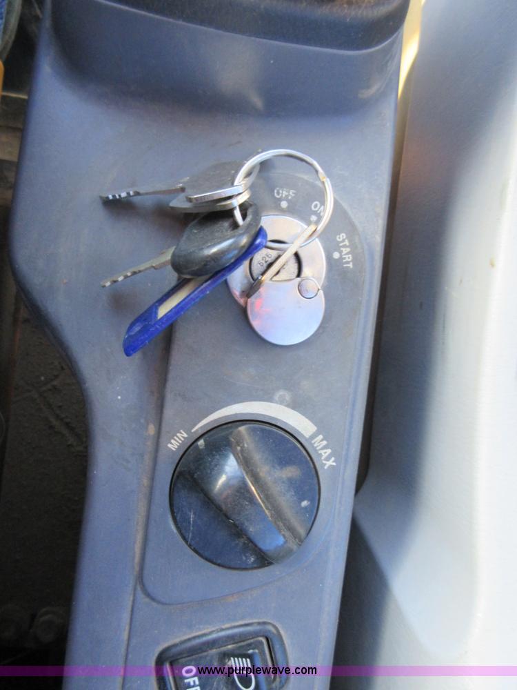 image for item I2036 2003 Komatsu PC138U SLC-2 excavator