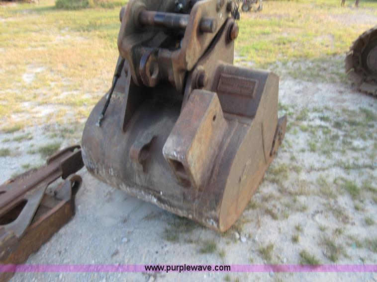 image for item I2036 2003 Komatsu PC138U SLC-2 excavator