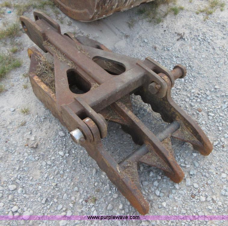 image for item I2036 2003 Komatsu PC138U SLC-2 excavator