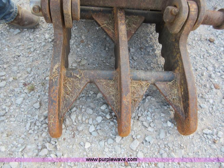 image for item I2036 2003 Komatsu PC138U SLC-2 excavator