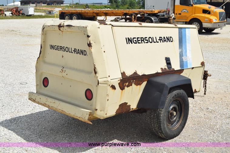 image for item I2040 Ingersoll Rand air compressor