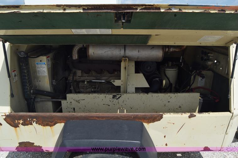 image for item I2040 Ingersoll Rand air compressor