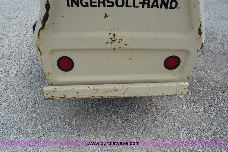image for item I2040 Ingersoll Rand air compressor