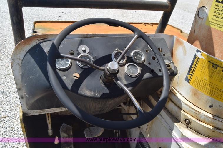 image for item I2045 Drott 85-RM2 crane