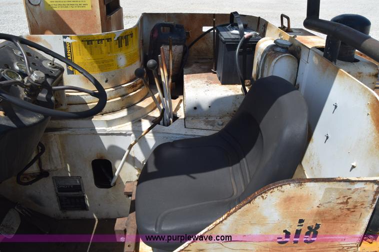 image for item I2045 Drott 85-RM2 crane