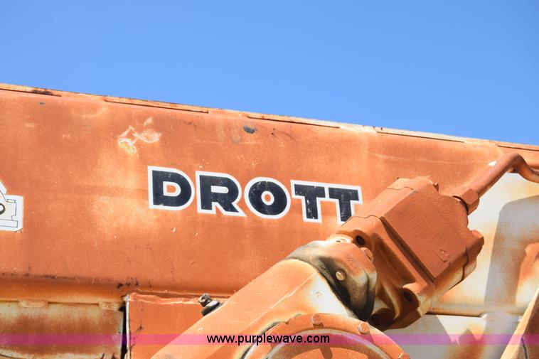 image for item I2045 Drott 85-RM2 crane