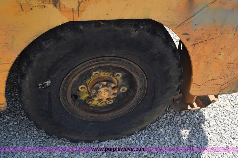 image for item I2045 Drott 85-RM2 crane