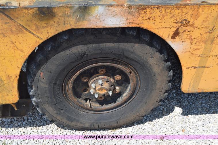 image for item I2045 Drott 85-RM2 crane