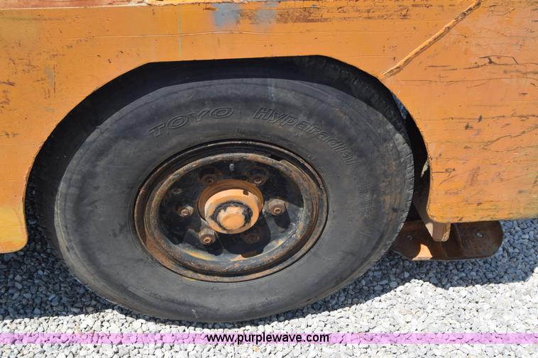 image for item I2045 Drott 85-RM2 crane