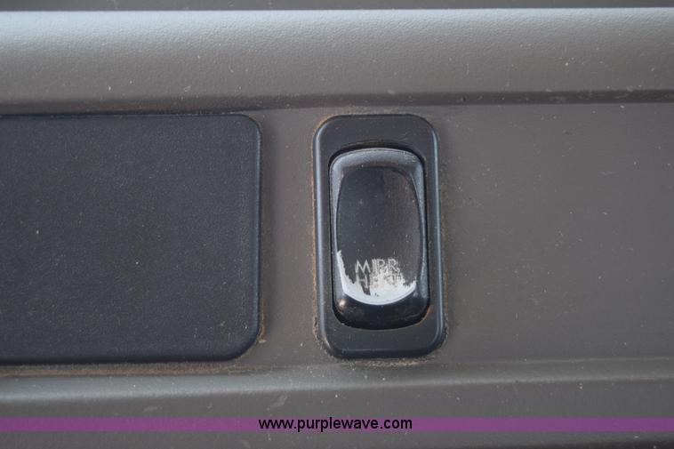 image for item I2046 2005 Sterling Acterra service truck with crane