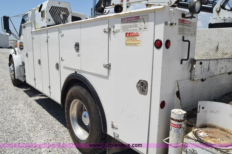 image for item I2046 2005 Sterling Acterra service truck with crane