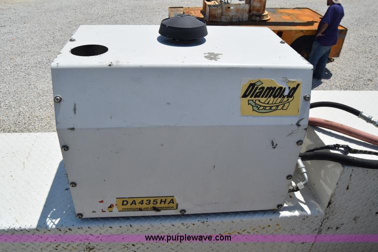 image for item I2046 2005 Sterling Acterra service truck with crane