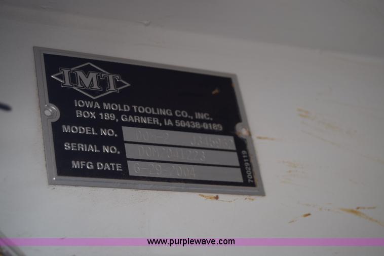 image for item I2046 2005 Sterling Acterra service truck with crane