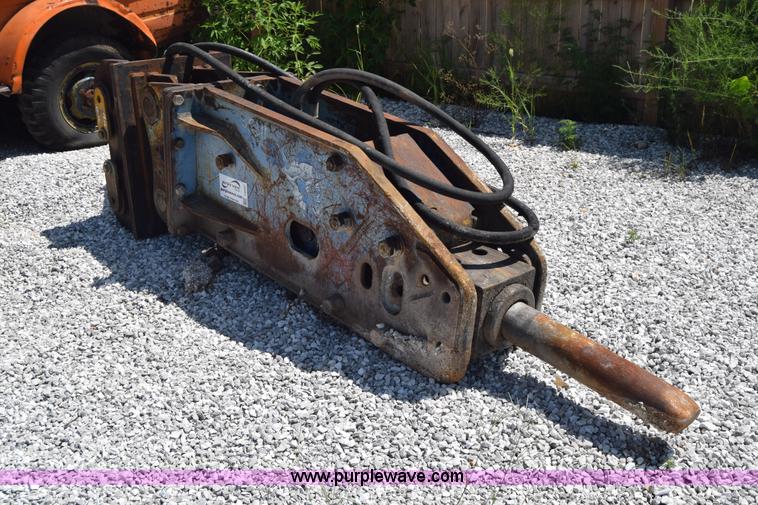 image for item I2047 Okado 312B hydraulic breaker