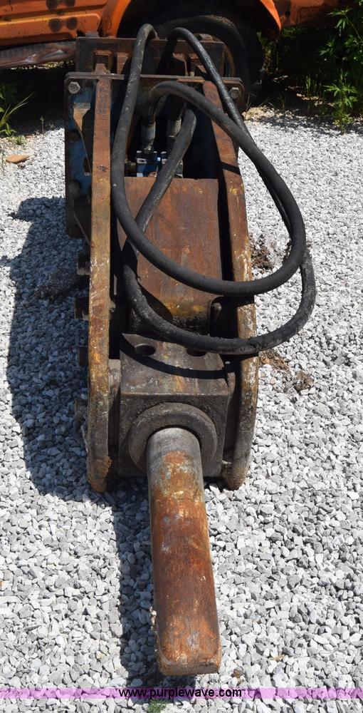 image for item I2047 Okado 312B hydraulic breaker