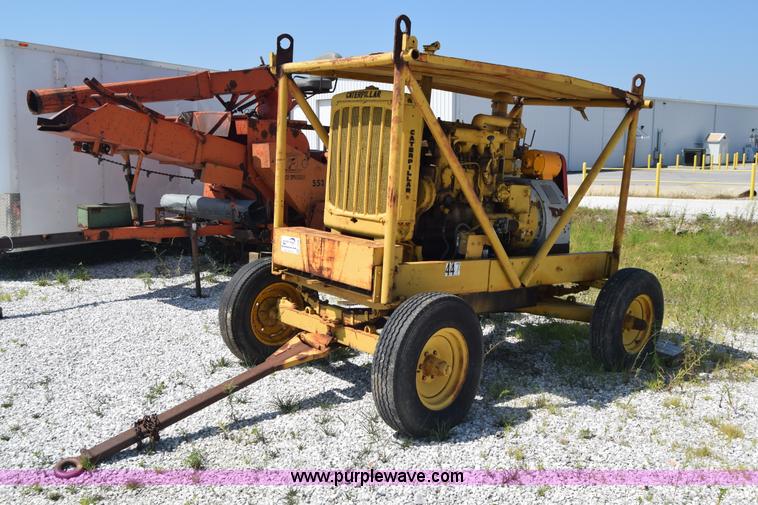 image for item I2048 Caterpillar D315 generator