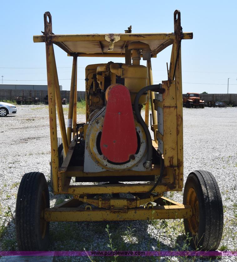 image for item I2048 Caterpillar D315 generator