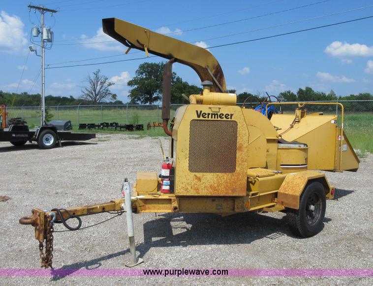 image for item I2050 1991 Vermeer 1220 brush chipper