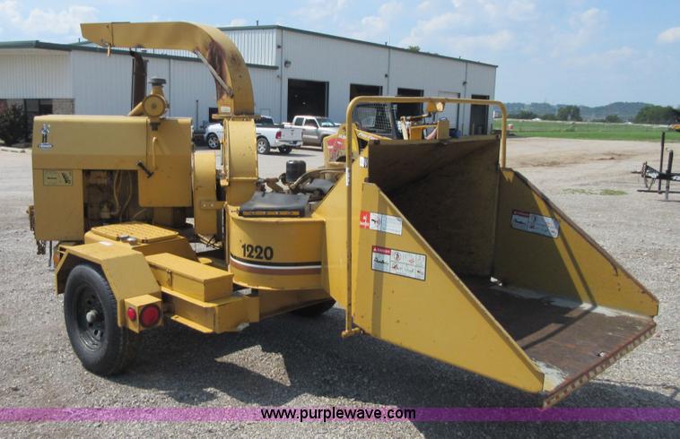 image for item I2050 1991 Vermeer 1220 brush chipper