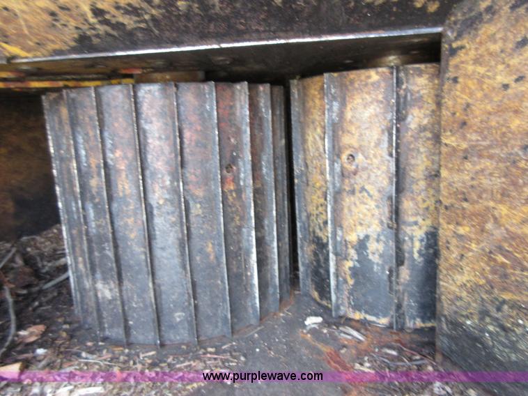 image for item I2050 1991 Vermeer 1220 brush chipper