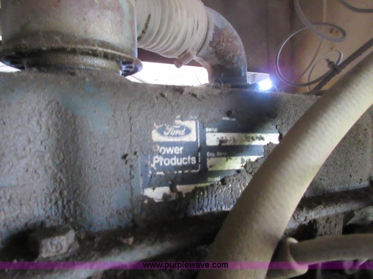 image for item I2053 1975 Ferguson SP912 pneumatic roller