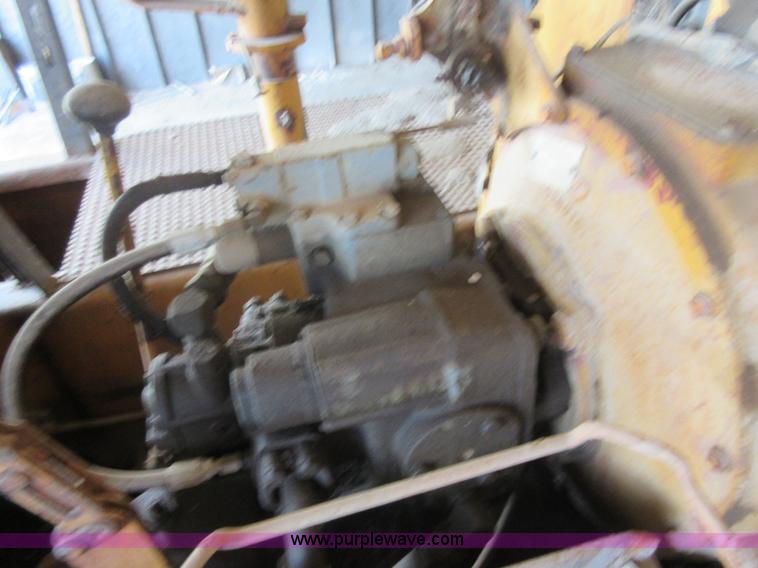 image for item I2053 1975 Ferguson SP912 pneumatic roller