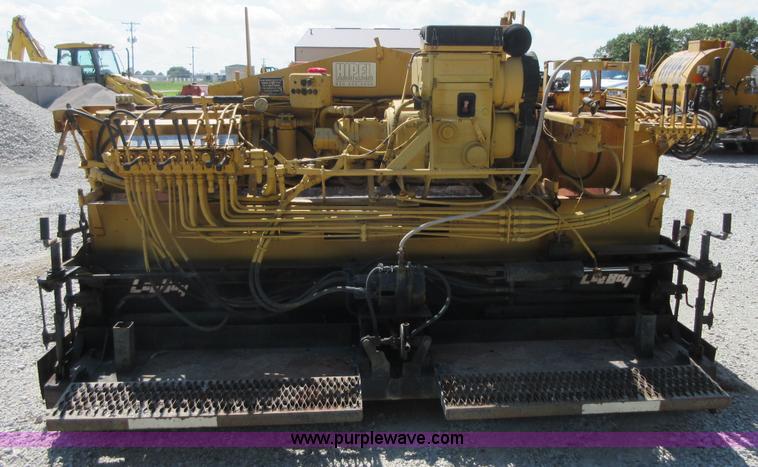 image for item I2056 LeeBoy L1000T asphalt paver