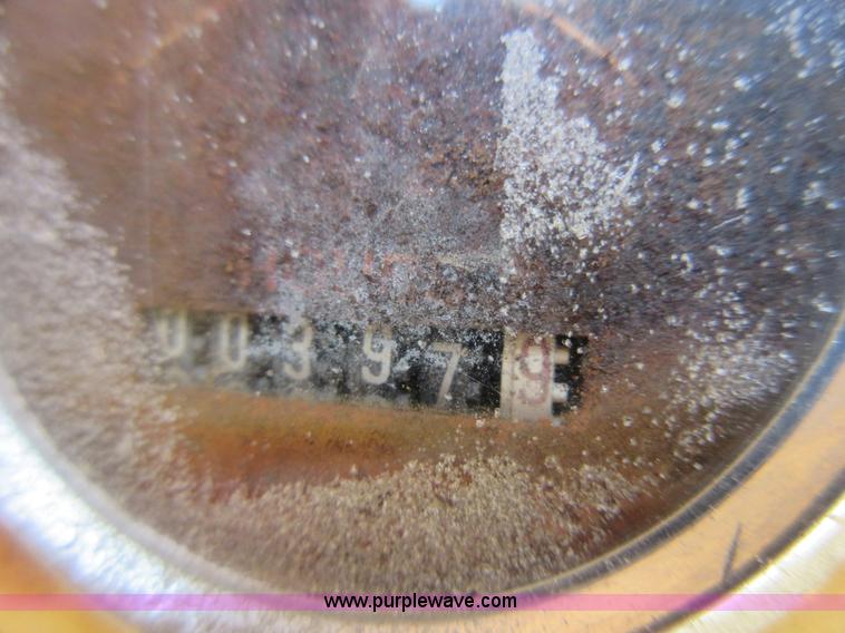 image for item I2056 LeeBoy L1000T asphalt paver