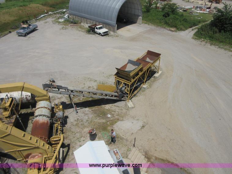 image for item I2057 Barber Greene portable asphalt plant