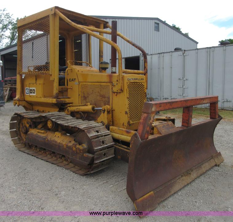 image for item I2058 1979 Caterpillar D3 dozer
