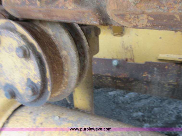 image for item I2058 1979 Caterpillar D3 dozer