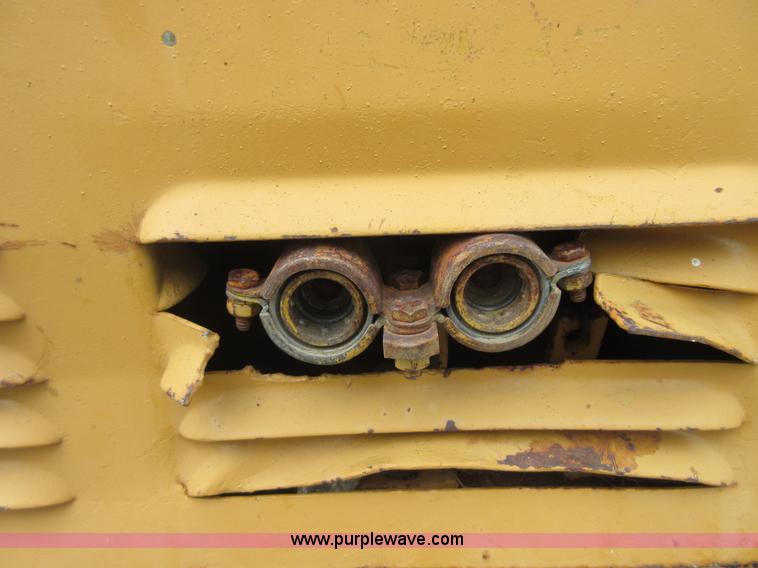 image for item I2058 1979 Caterpillar D3 dozer