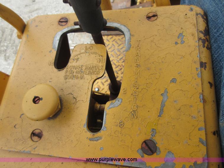 image for item I2058 1979 Caterpillar D3 dozer