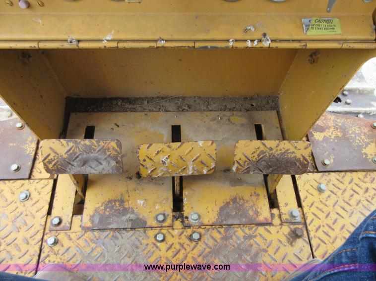 image for item I2058 1979 Caterpillar D3 dozer