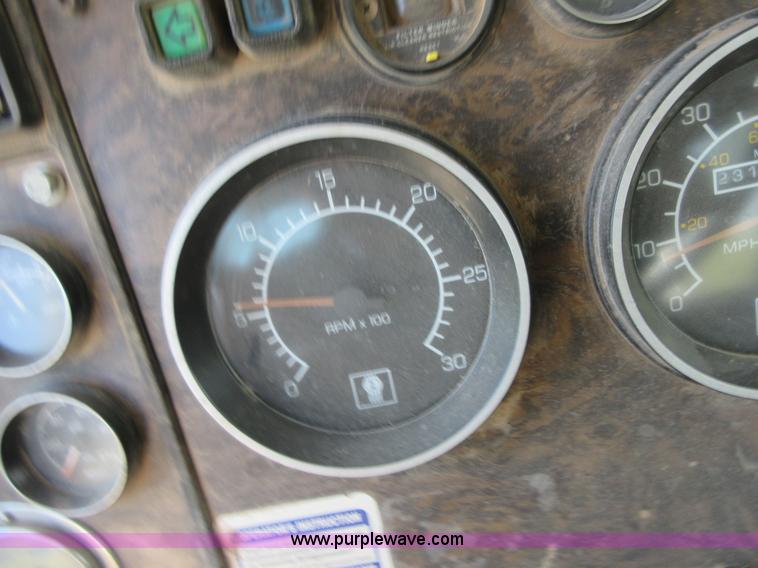 image for item I2061 1995 Kenworth W900B mixer truck